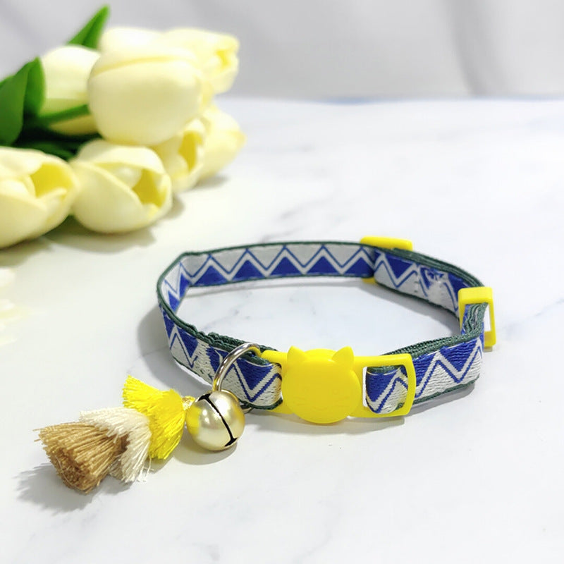 Ondaum Pet Anti-Suffocation Safety Buckle Cat Collar with Tassel Bell – Adjustable Anchor Chain Rope