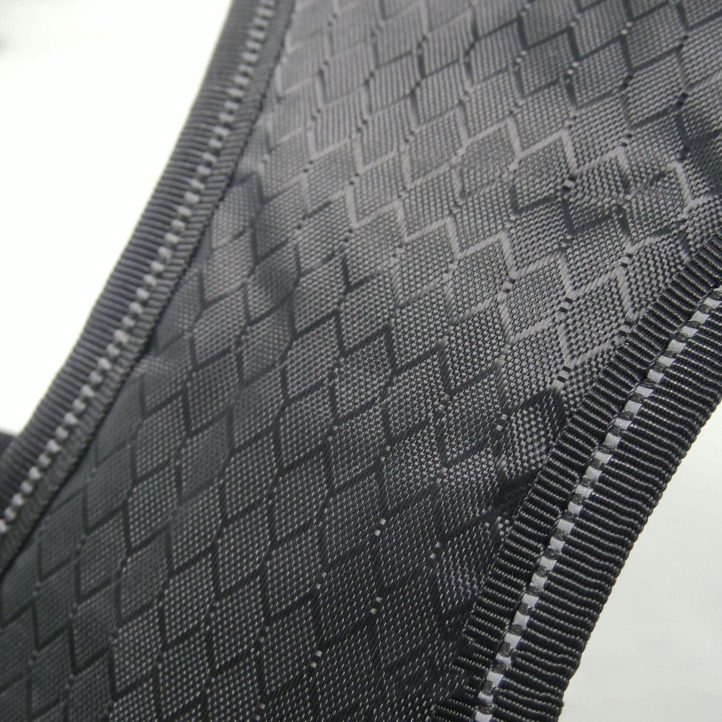 Fashion Chest Strap Hand Holding Rope