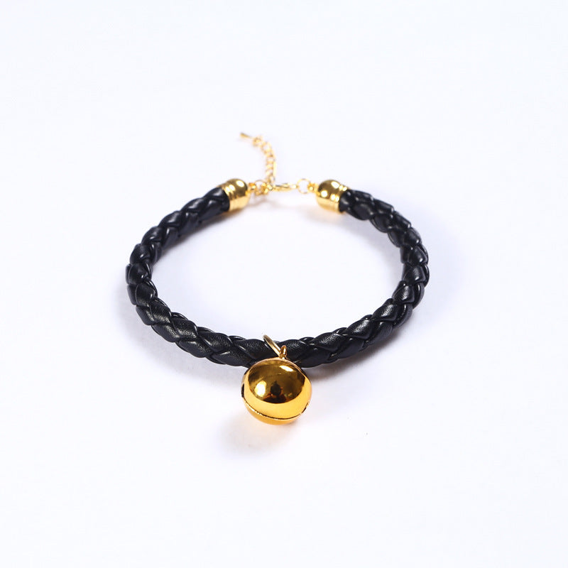 Preparation of PU leather adjustable pet bell