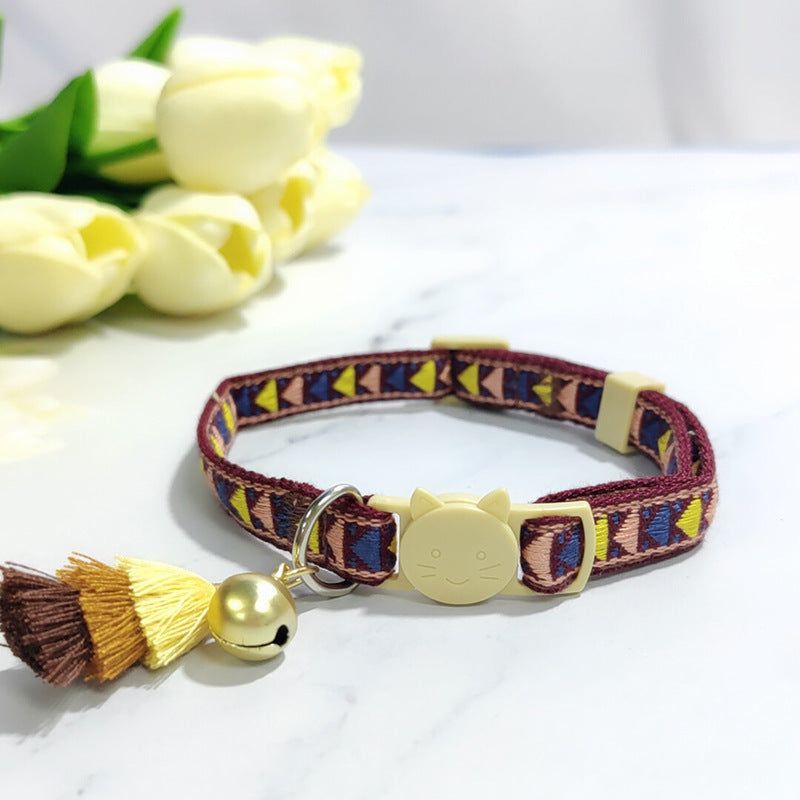 Ondaum Pet Anti-Suffocation Safety Buckle Cat Collar with Tassel Bell – Adjustable Anchor Chain Rope