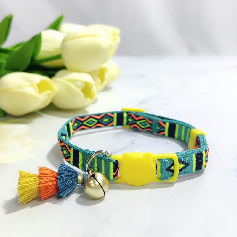 Ondaum Pet Anti-Suffocation Safety Buckle Cat Collar with Tassel Bell – Adjustable Anchor Chain Rope